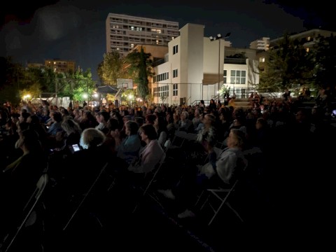 ΜΙΚΗΣ * 100, Η ΣΥΝΑΥΛΙΑ!