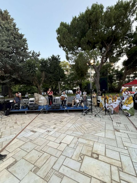 «Βήματα & Γεύσεις στις Γειτονιές της Ελλάδας»