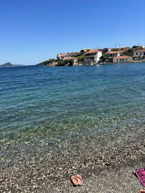 ΜΟΝΟΗΜΕΡΗ ΕΚΔΡΟΜΗ ΣΤΑ ΤΡΙΖΟΝΙΑ