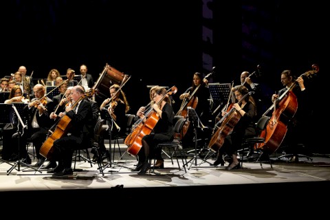 «Γυναίκα» στο Θέατρο Ολύμπια